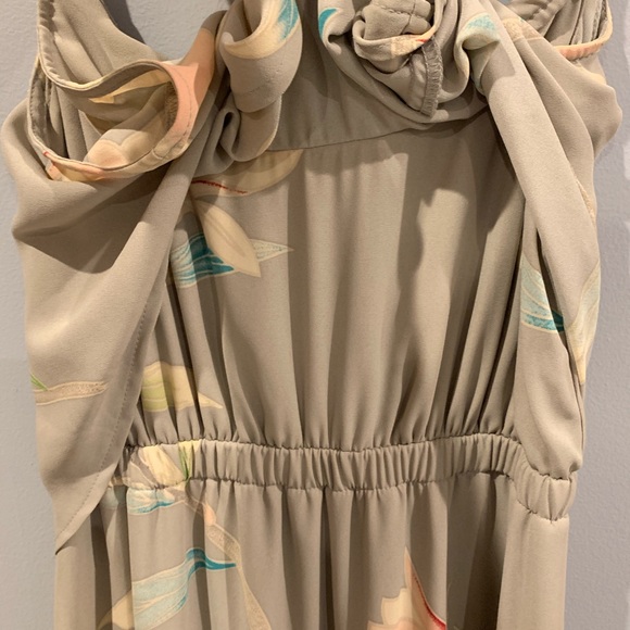 Show me your MuMu Dress - Picture 4 of 6